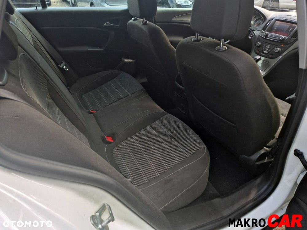 Opel Insignia - 13