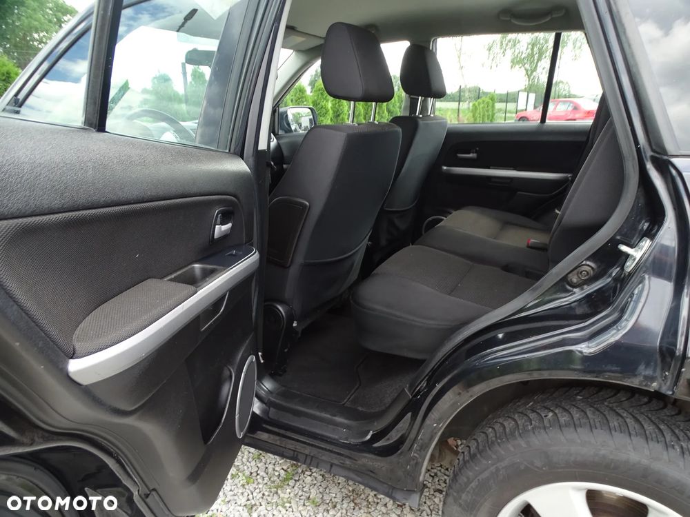 Suzuki Grand Vitara 1.9 DDiS Comfort EU5 - 28
