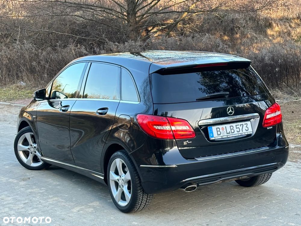 Mercedes-Benz Klasa B 180 CDI (BlueEFFICIENCY) - 9