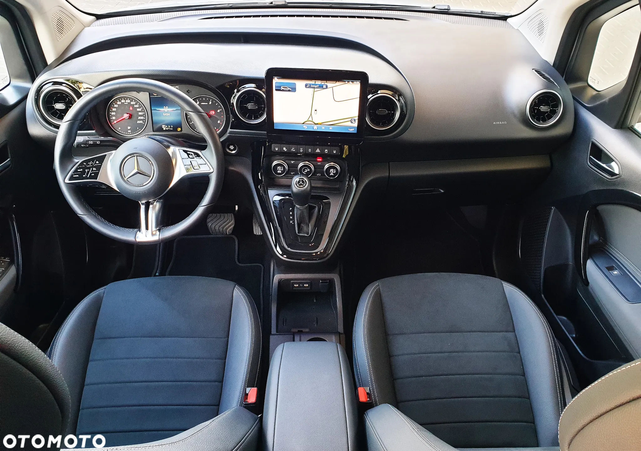 Mercedes-Benz Klasa T 180 d Style - 9