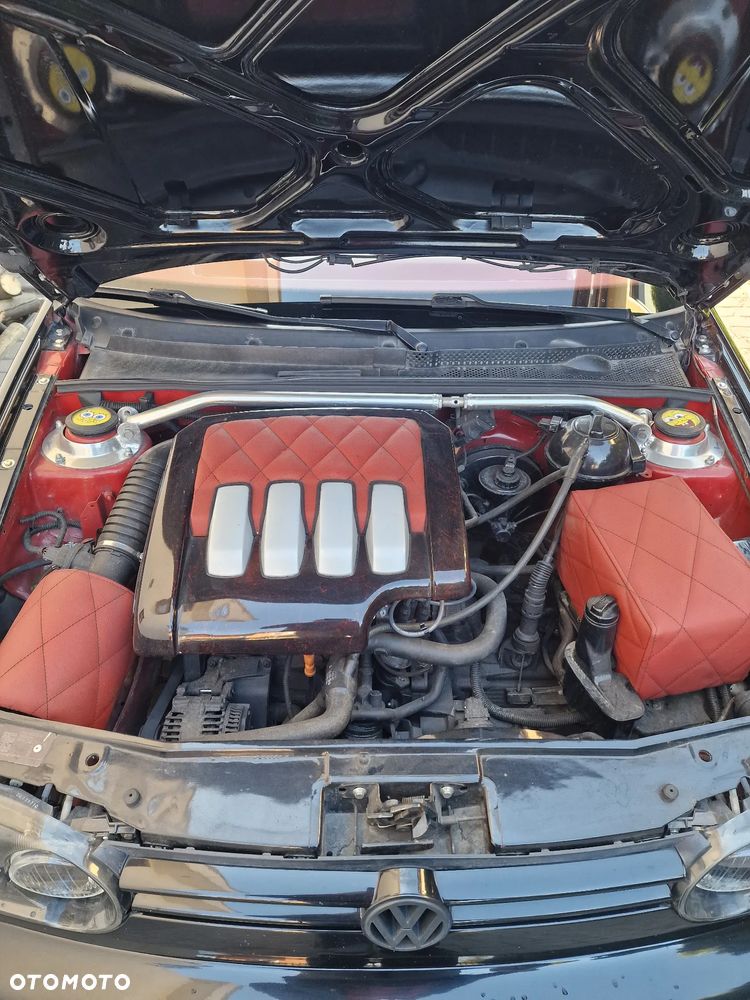 Volkswagen Golf 1.6 - 10