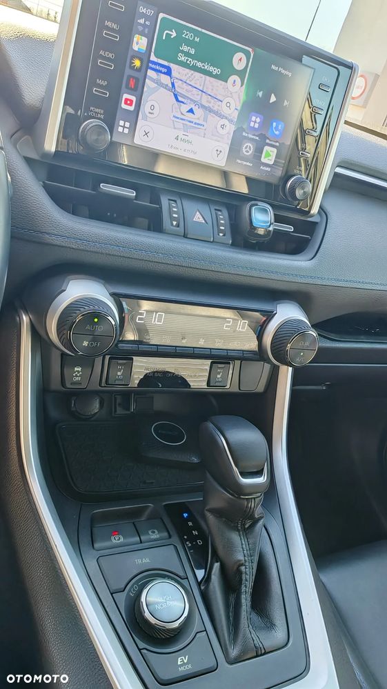 Toyota RAV4 ver-2-5-hybrid-comfort-4x4 - 10