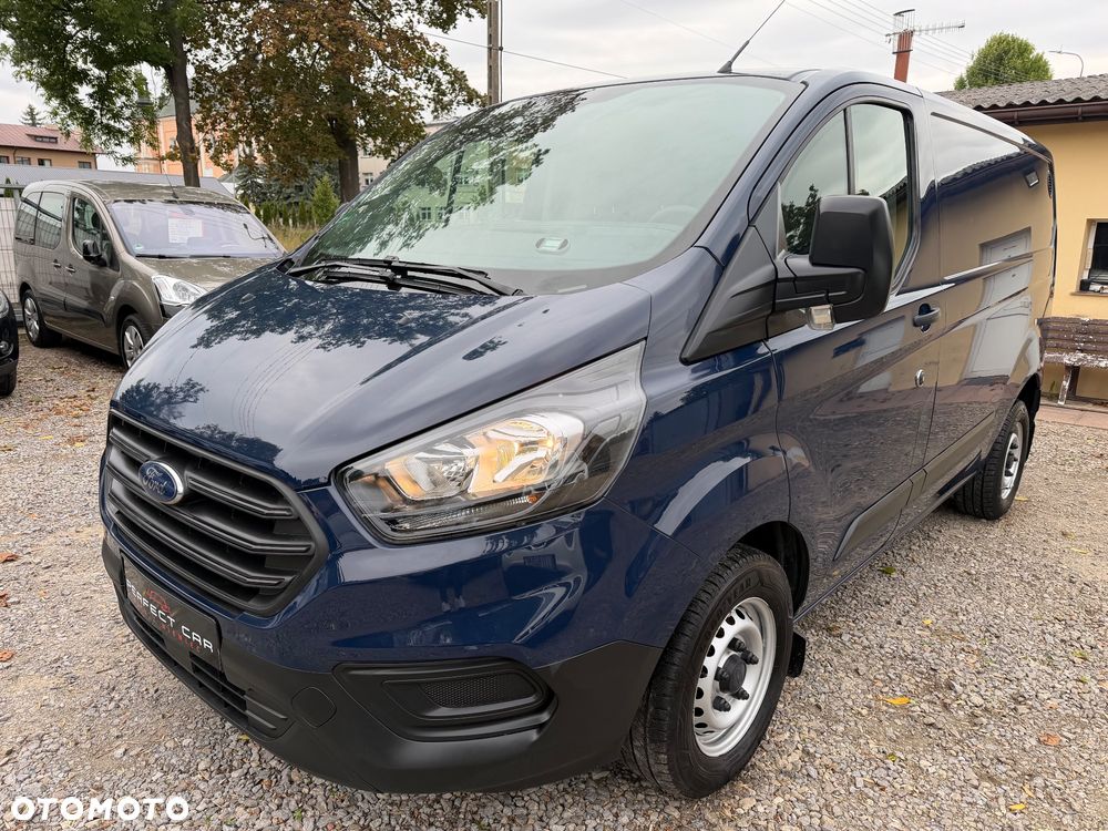 Ford TRANSIT CUSTOM - 28
