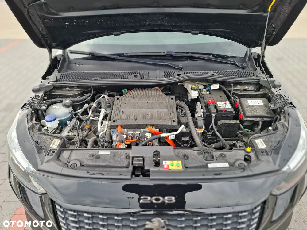 Peugeot 208 Elektromotor 136 Allure - 21