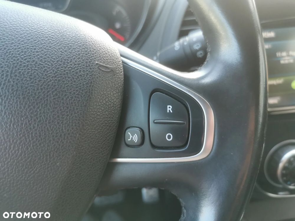 Renault Captur ENERGY TCe 120 EDC LIMITED - 16