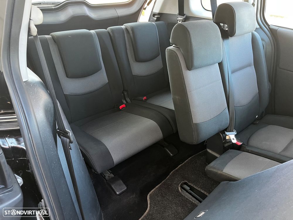 Mazda 5 MZR-CD 2.0 Comfort - 8