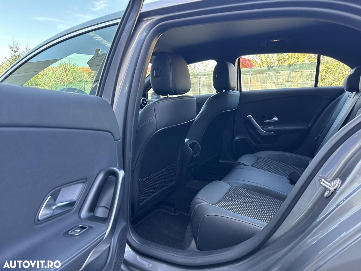 Mercedes-Benz A 180 d 8G-DCT - 11