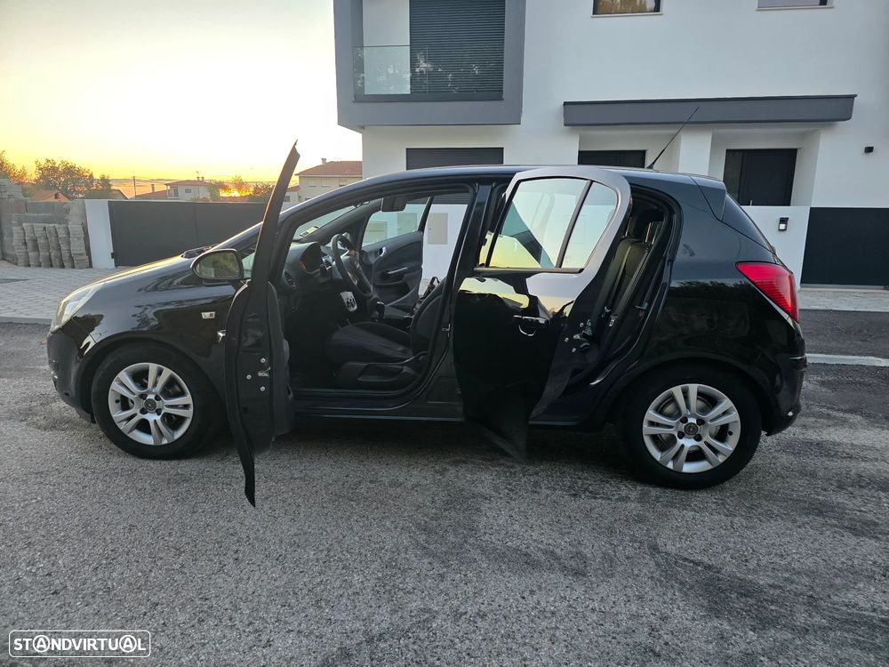 Opel Corsa 1.3 CDTi Enjoy EcoFLEX - 3
