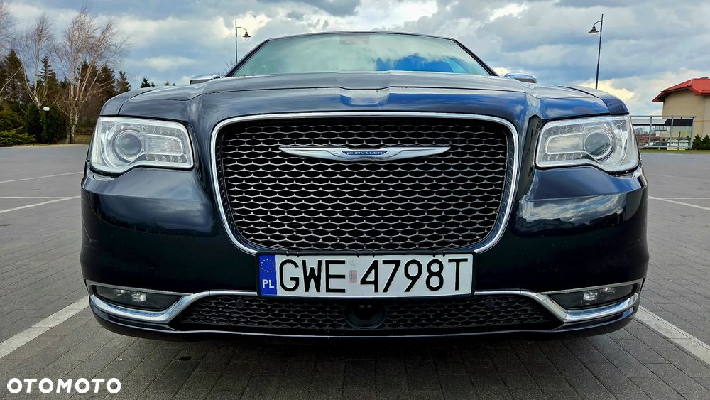 Chrysler 300C - 16
