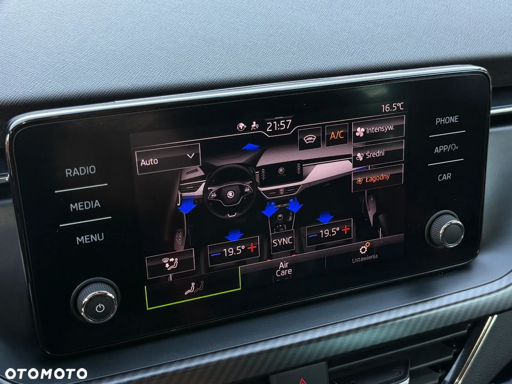 Skoda Kamiq 1.5 TSI Monte Carlo DSG - 19