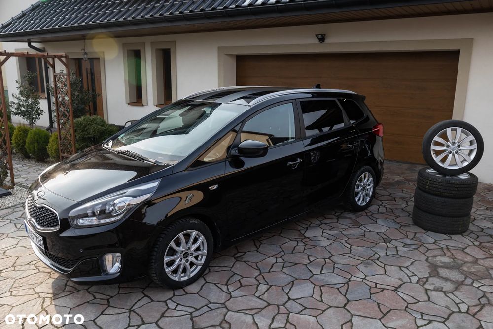 Kia Carens 1.7 CRDi XL 7os - 1