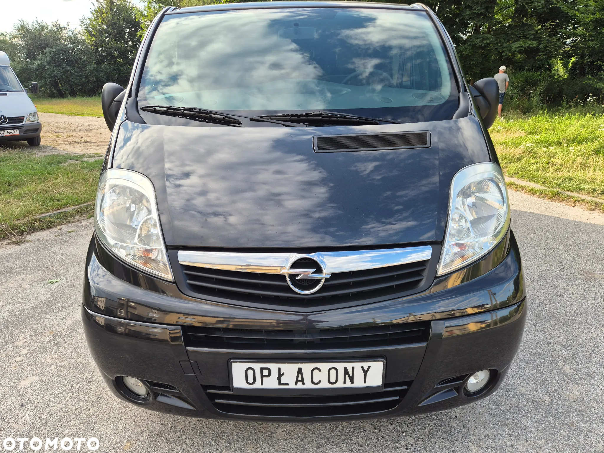 Opel Vivaro - 10