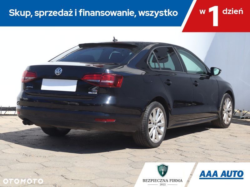 Volkswagen Jetta - 7