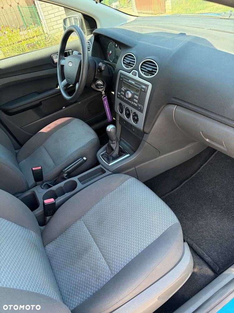 Ford Focus 1.6 16V Style - 13