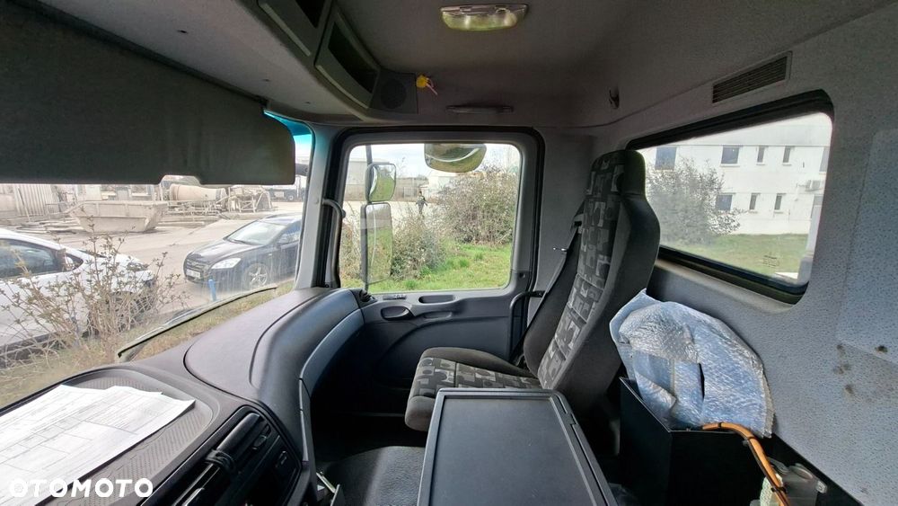 Versalift Actros 3241 B 8X4 + Schwing Fbp 24-125 - 27