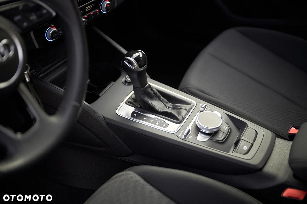 Audi Q2 35 TFSI S tronic sport - 34