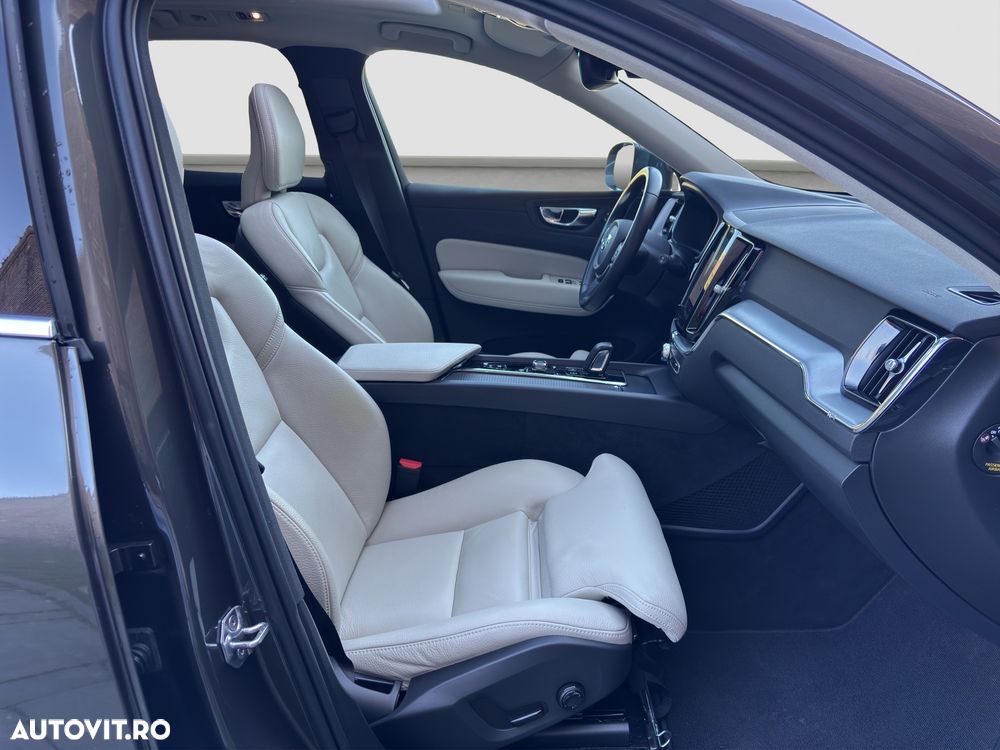 Volvo XC 60 T8 Twin Engine AWD Inscription - 8