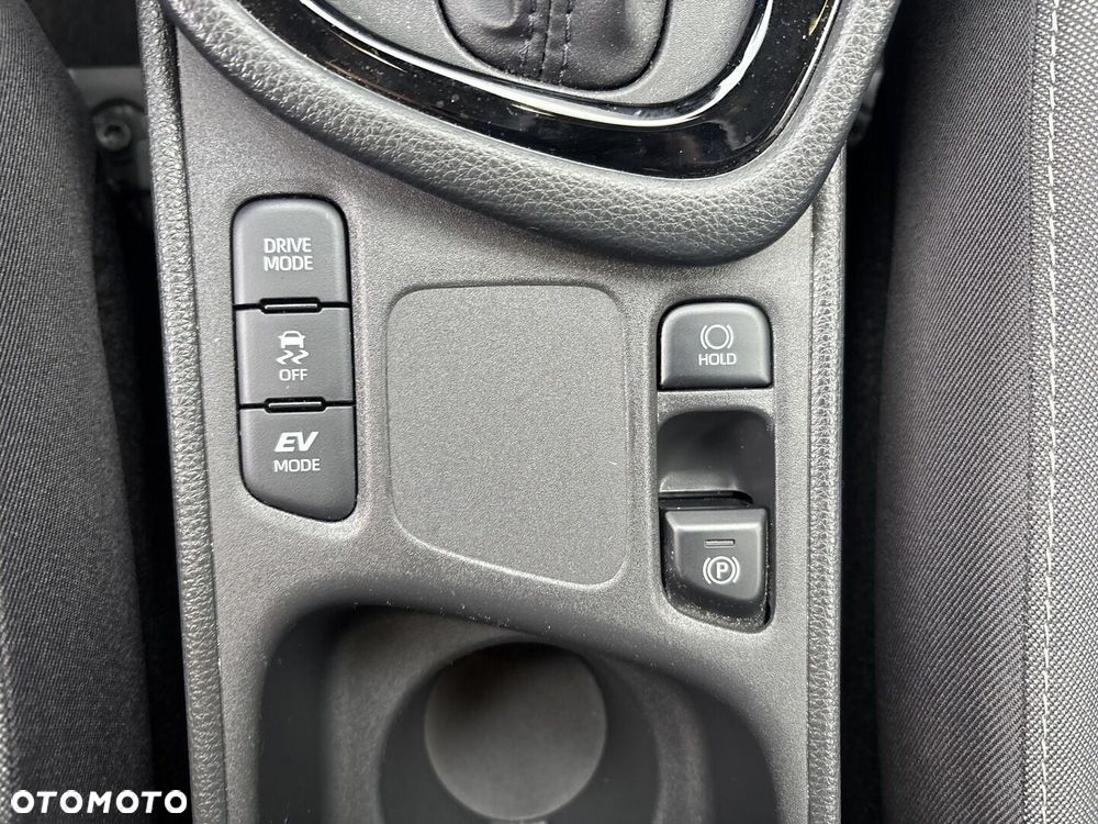 Toyota Yaris Hybrid 1.5 Style - 25