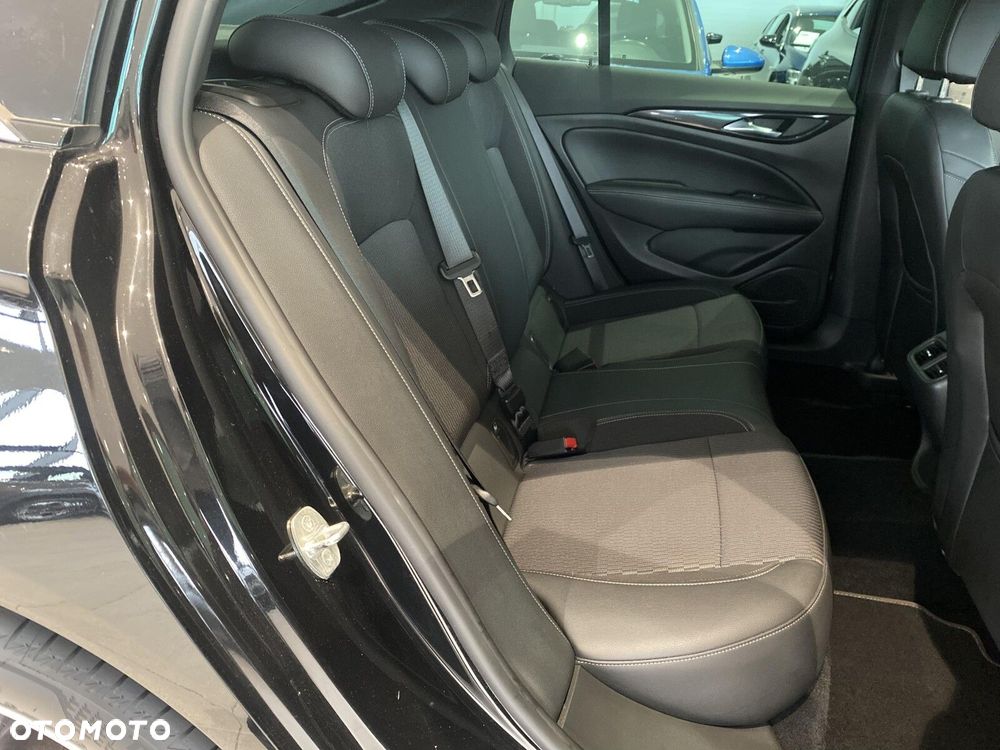 Opel Insignia - 20