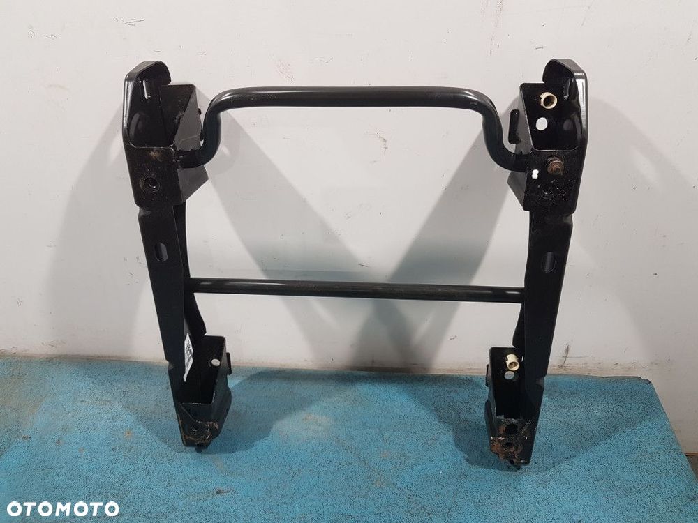 RENAULT MEGANE SCENIC III STELAŻ FOTELA PRAWEGO - 1