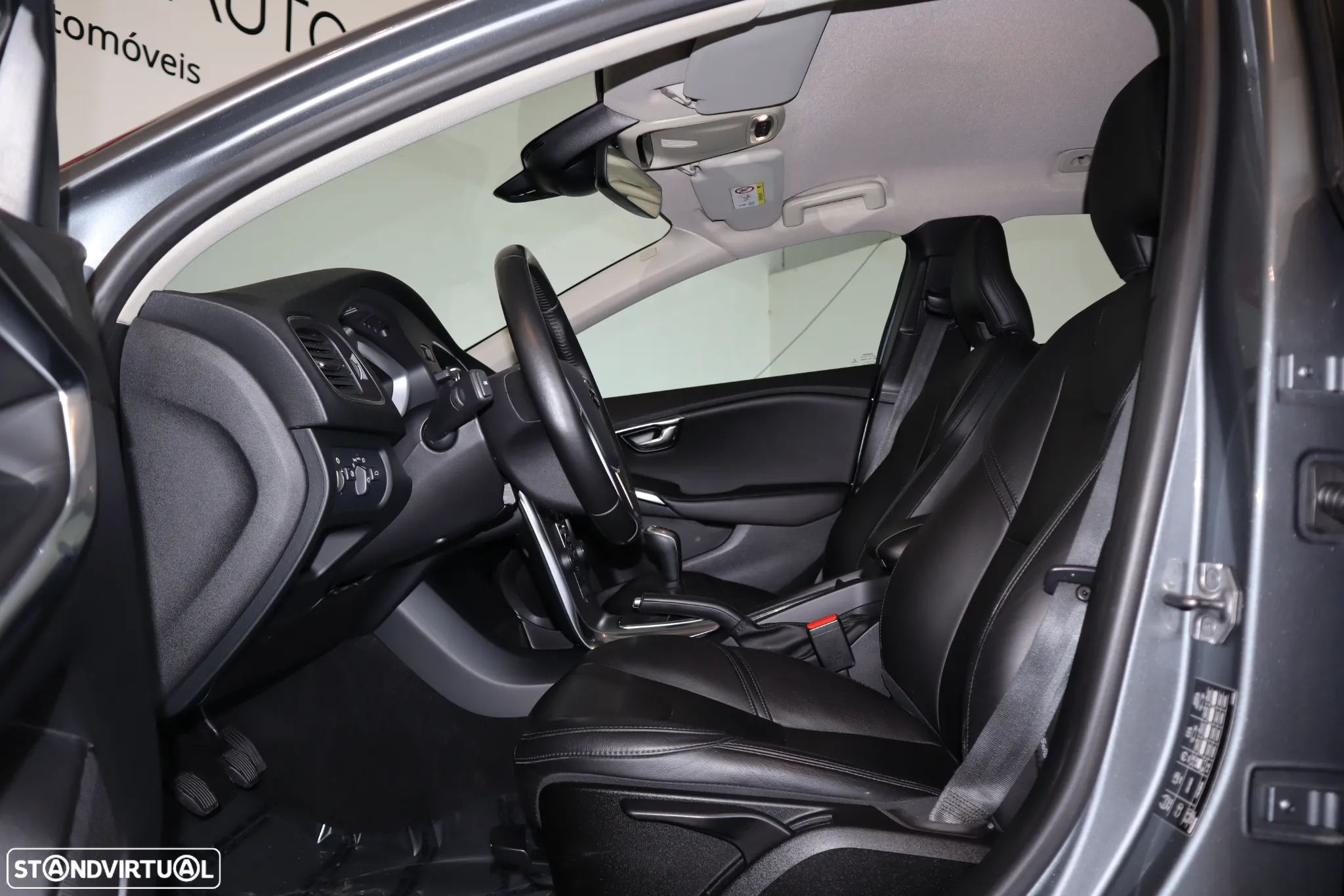 Volvo V40 2.0 D2 Inscription - 15