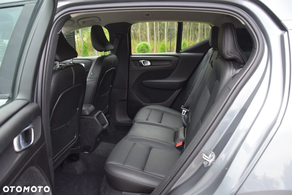 Volvo XC 40 D3 Geartronic Momentum - 20