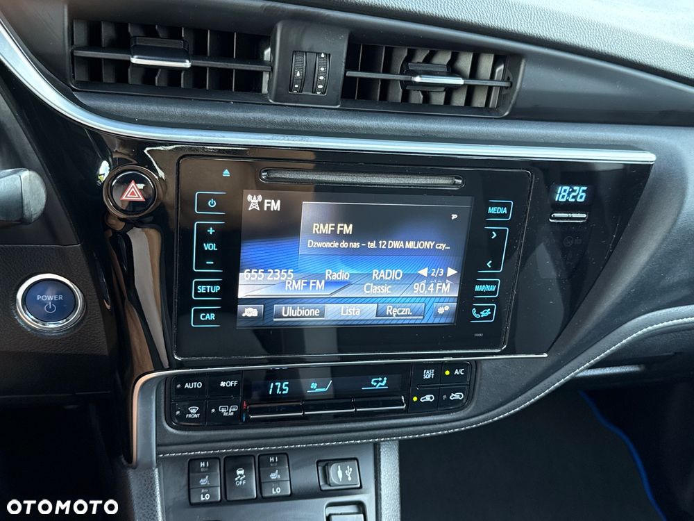 Toyota Auris - 13