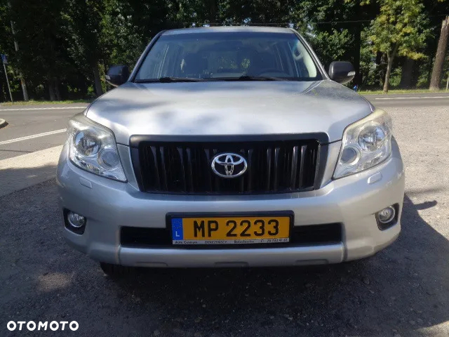 Toyota Land Cruiser - 2