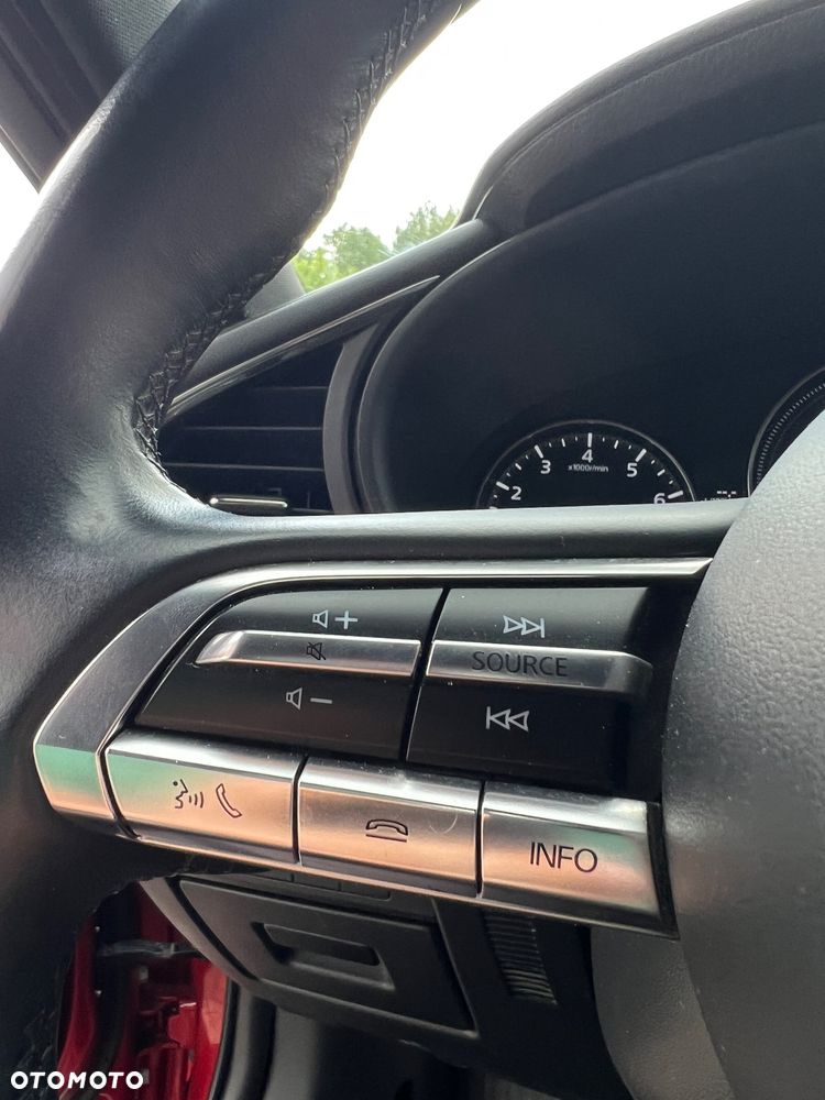 Mazda 3 e-SKYACTIV-G 2.0 M HYBRID 150 HOMURA - 25