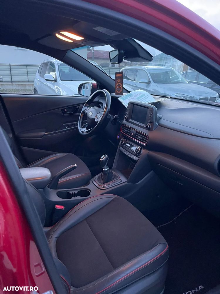 Hyundai KONA - 5