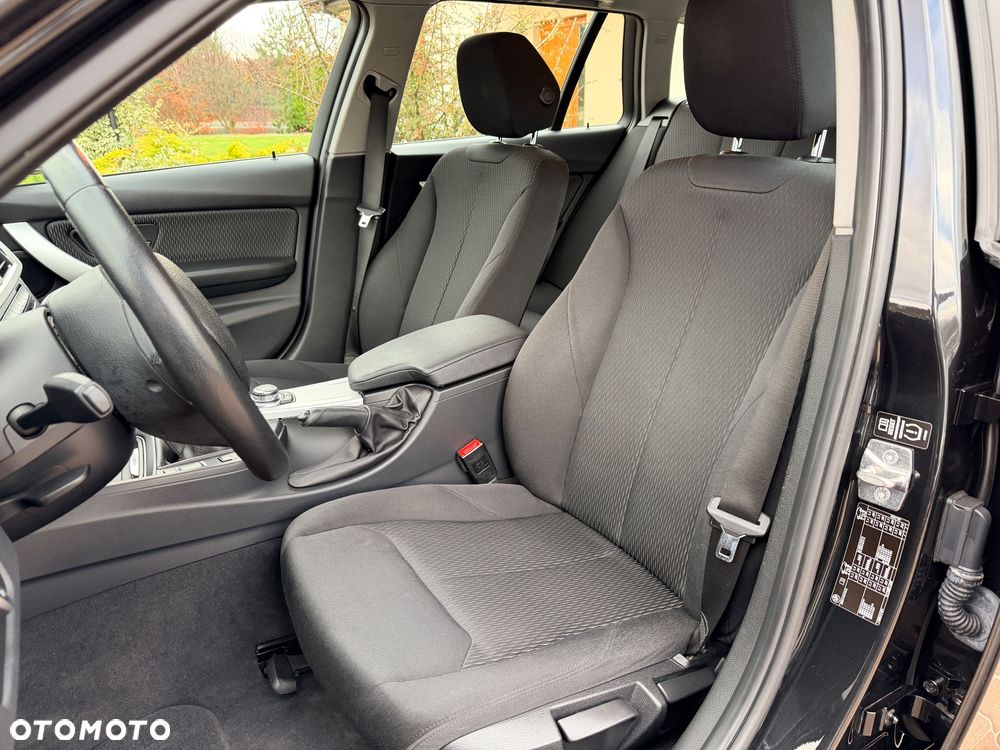 BMW Seria 3 320d DPF - 22