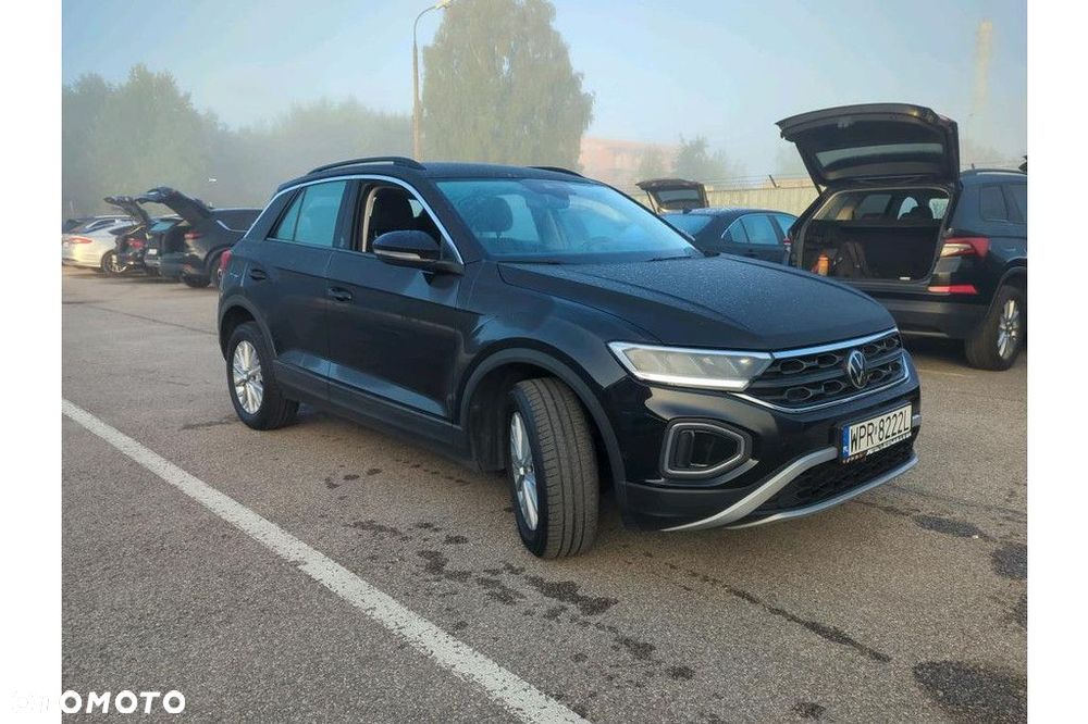 Volkswagen T-Roc 2023 photo 3