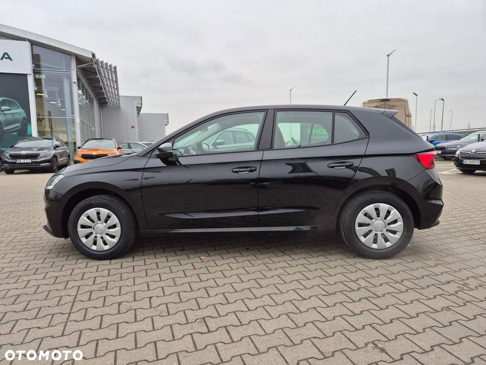 Skoda Fabia 1.0 Essence - 2