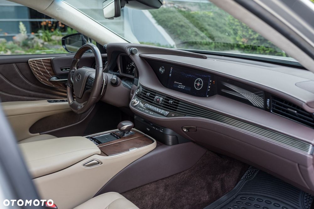 Lexus LS - 17