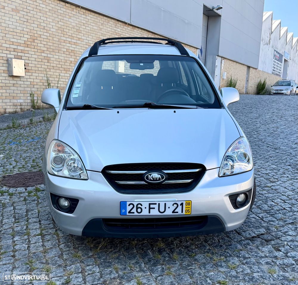 Kia Carens 2.0 CRDi EX - 36