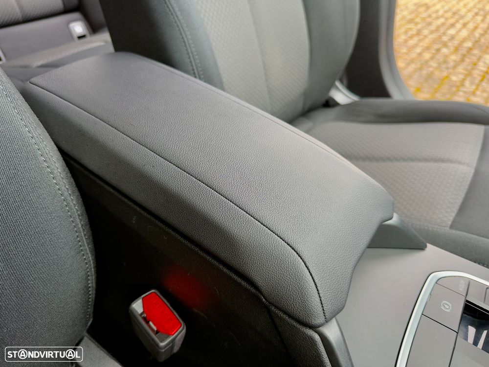 BMW 116 d Corporate Edition Auto - 37