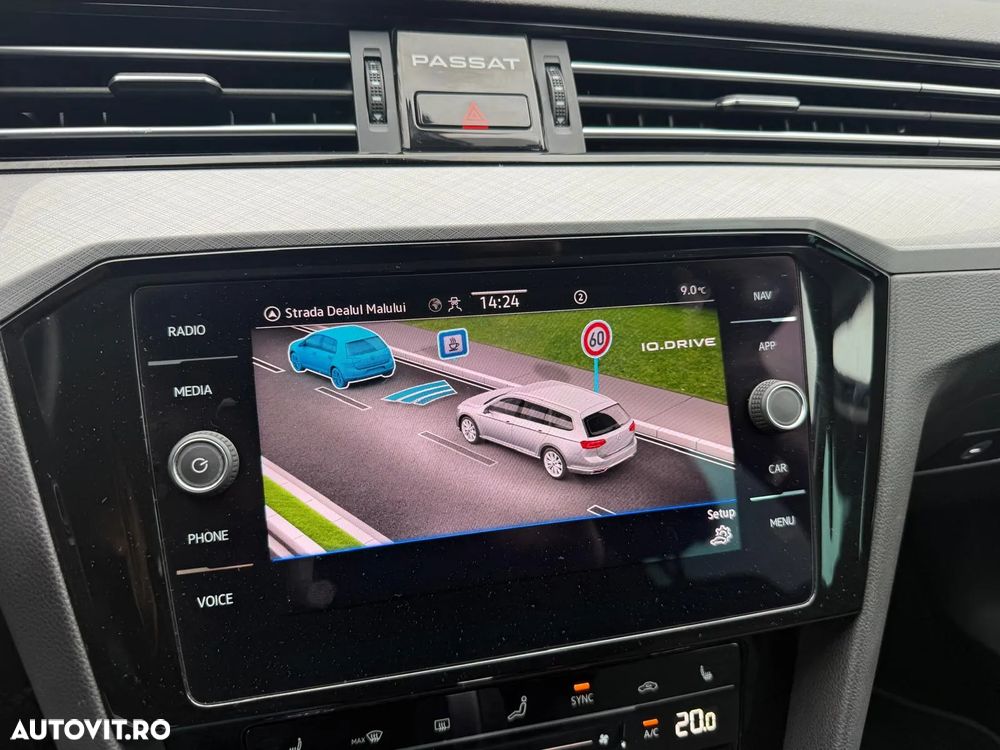 Volkswagen Passat - 22