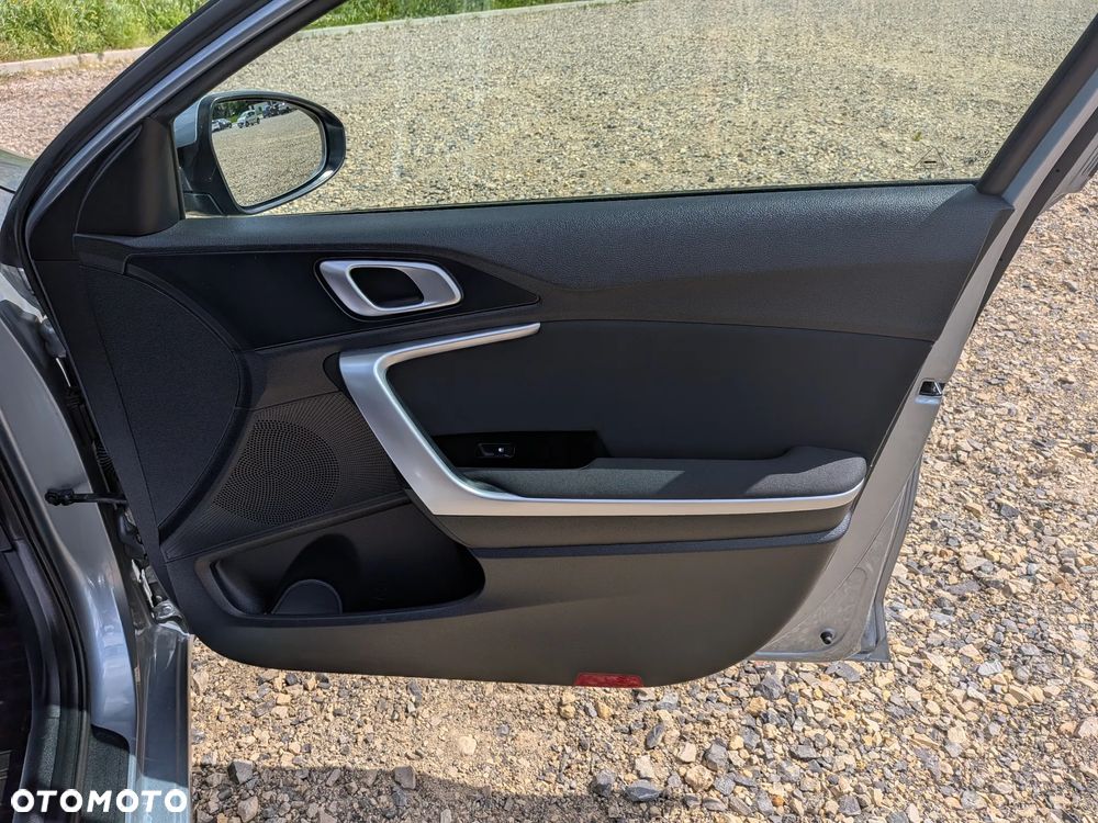 Kia Ceed 1.6 CRDi SCR L Business Line - 28