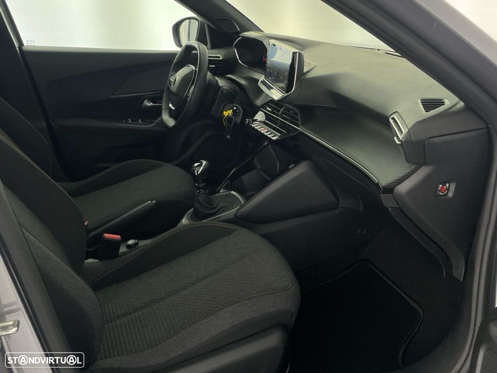 Peugeot 2008 1.2 PureTech Style - 22