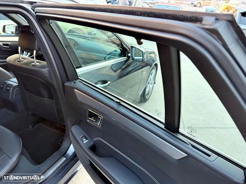 Mercedes-Benz E 250 BlueTEC Elegance Auto - 41