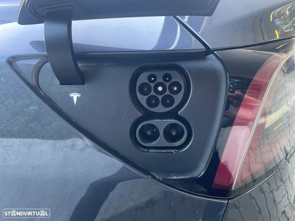 Tesla Model 3 RWD - 15