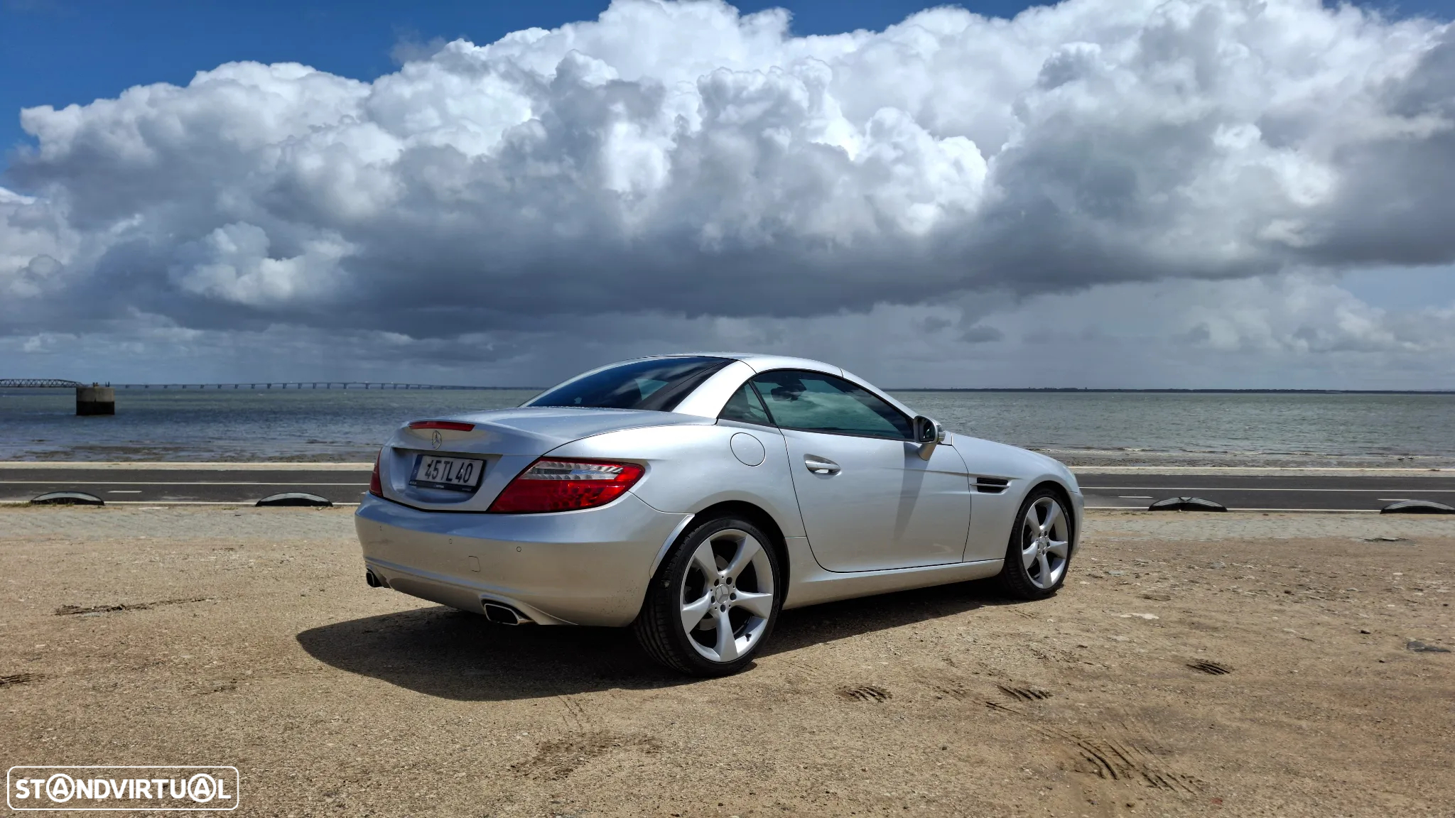 Mercedes-Benz SLK 200 (BlueEFFICIENCY) - 11