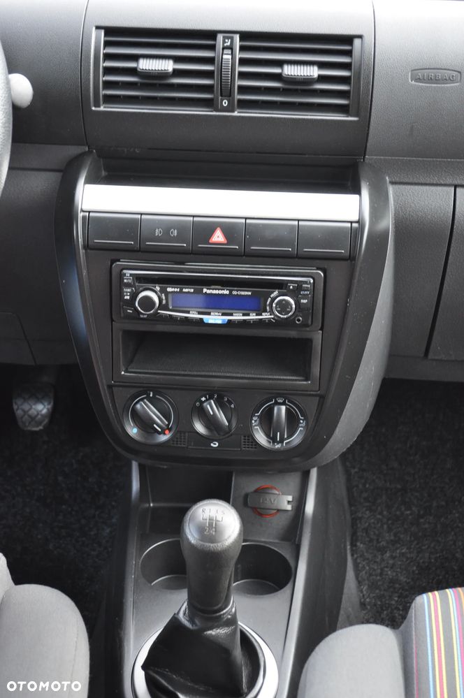 Volkswagen Fox 1.2 - 15