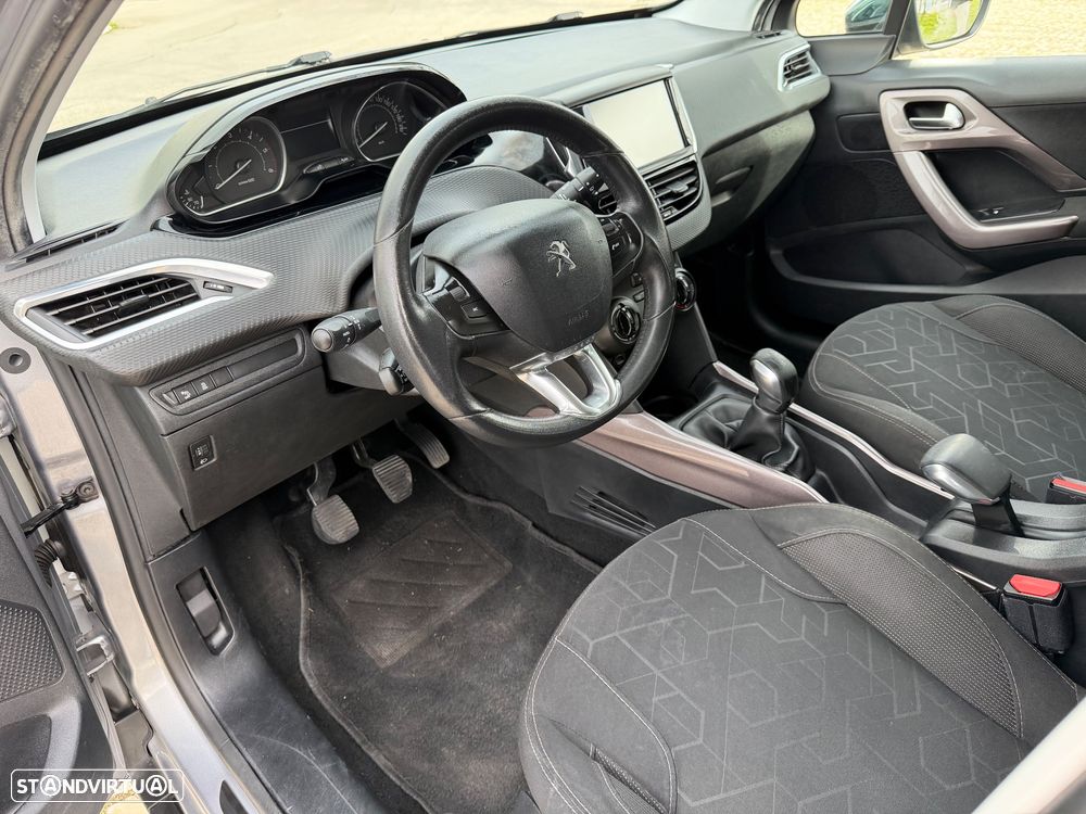 Peugeot 2008 1.6 BlueHDi Style - 24