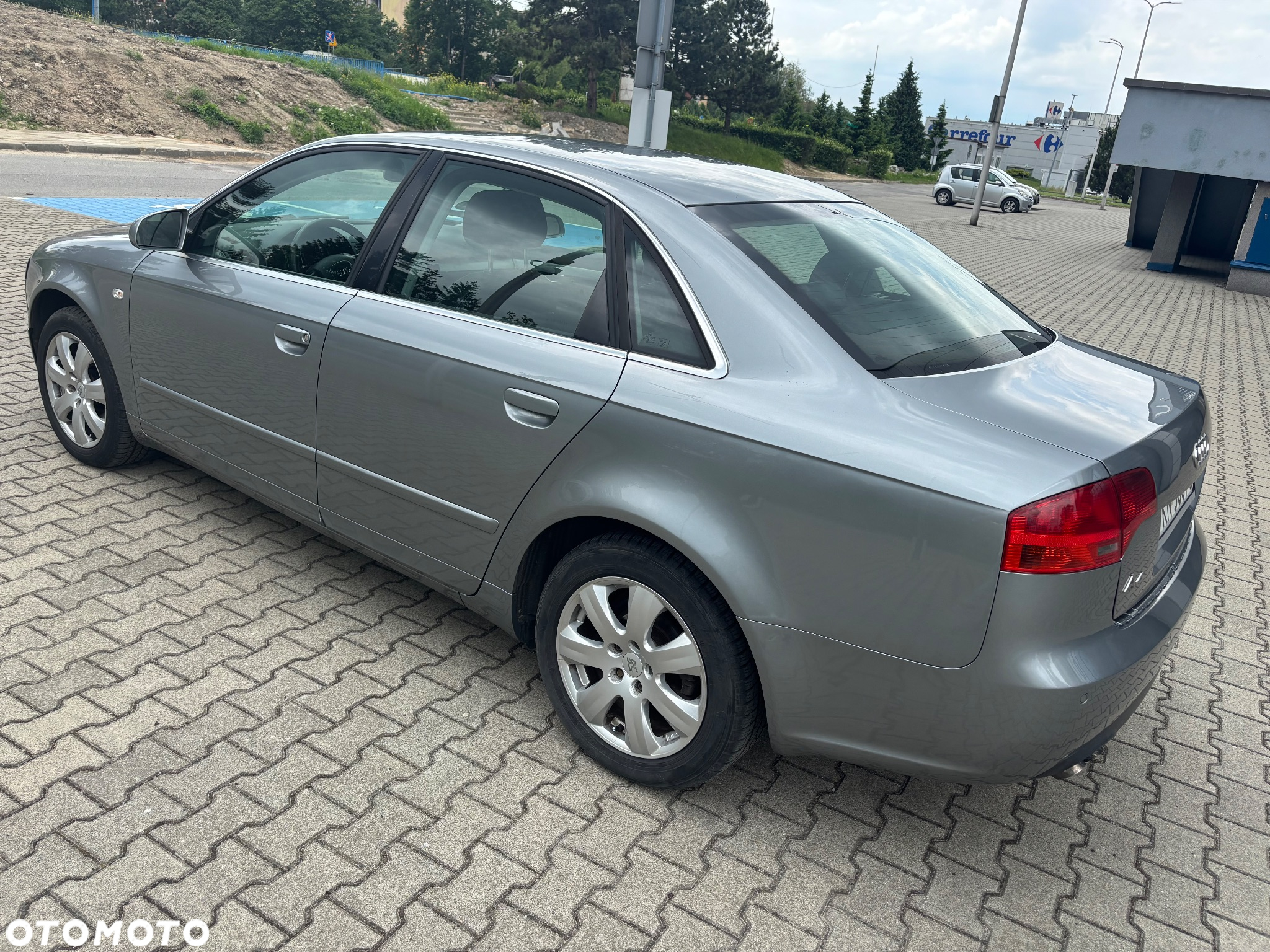 Audi A4 2.0 TDI Multitronic - 32