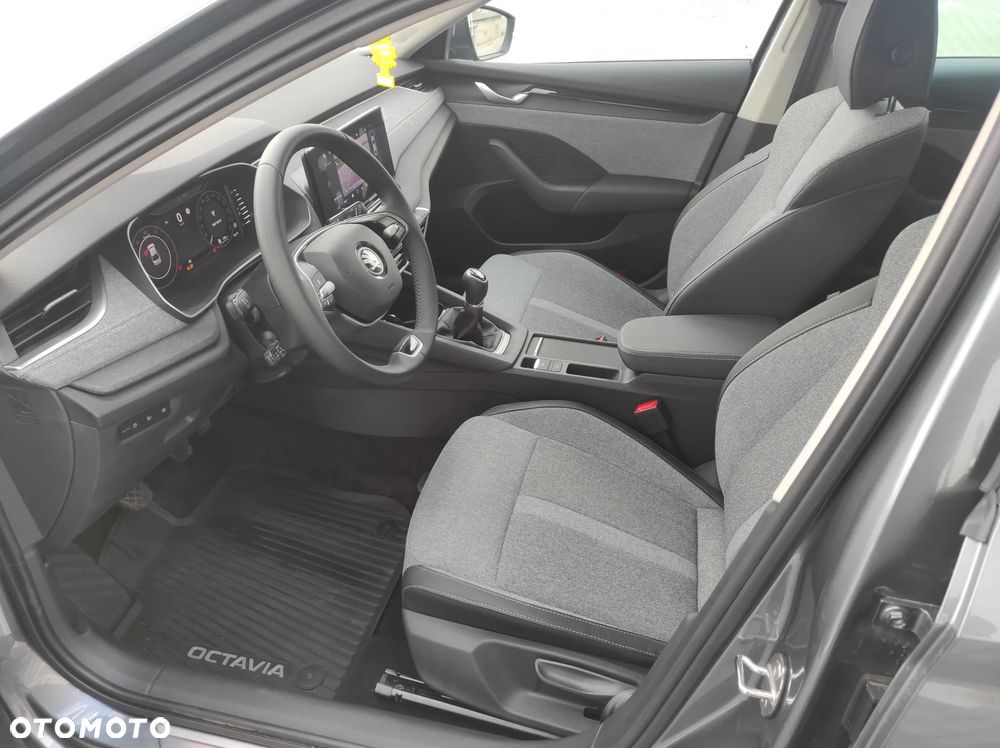 Skoda Octavia 2.0 TDI Selection - 3