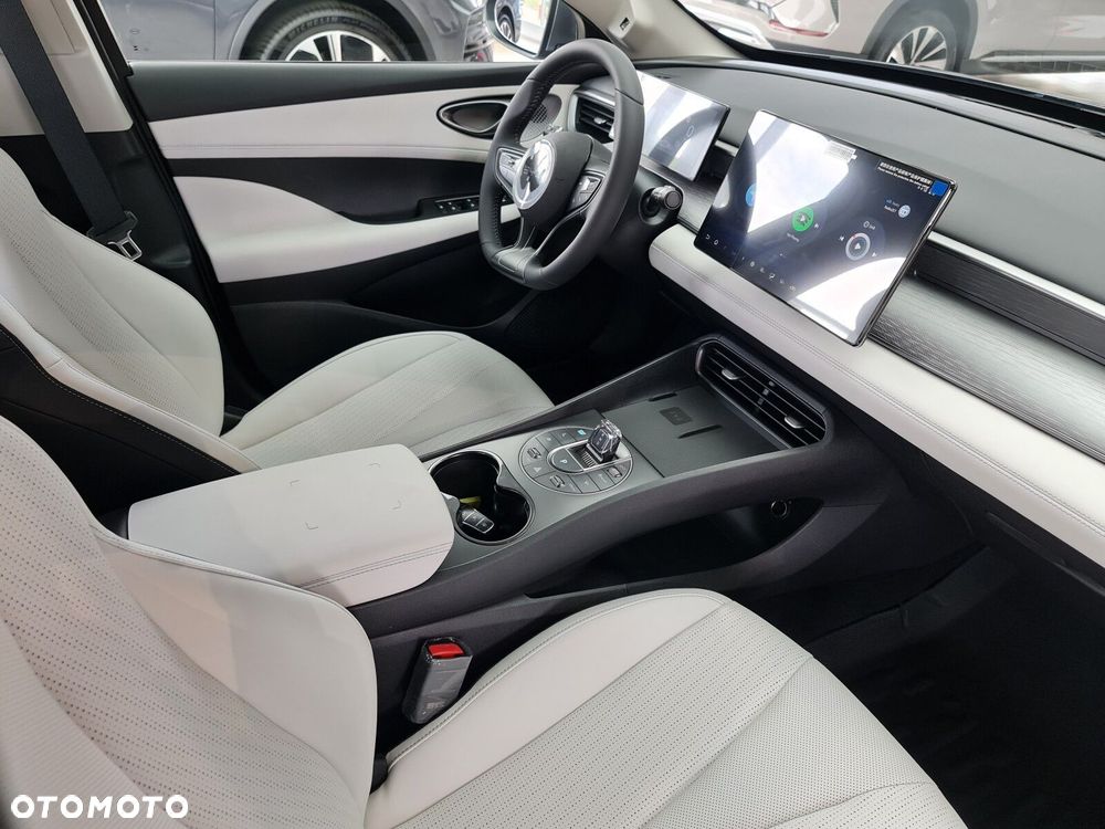 BYD Inny - 12