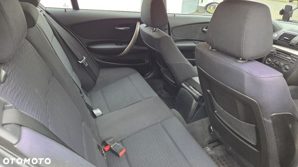 BMW Seria 1 118d DPF - 15