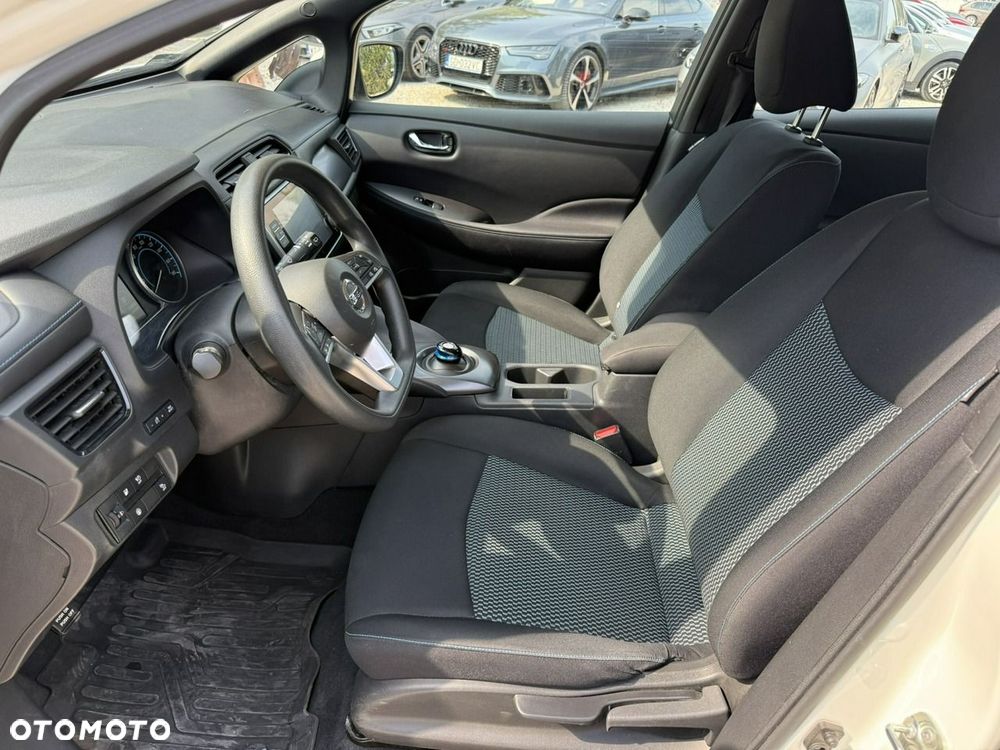 Nissan Leaf 40kWh Visia - 12