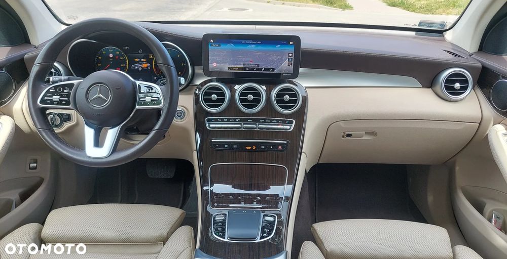 Mercedes-Benz GLC - 20